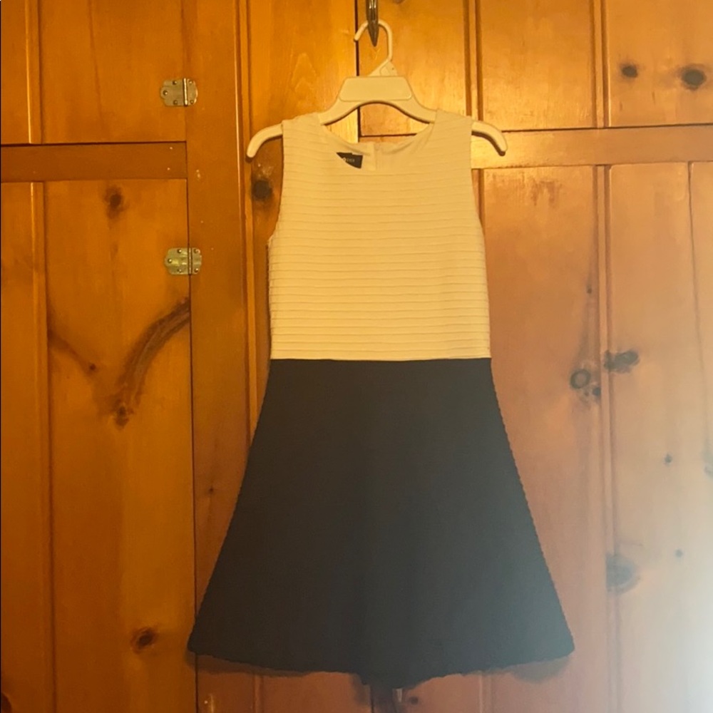 Von Maur dress
